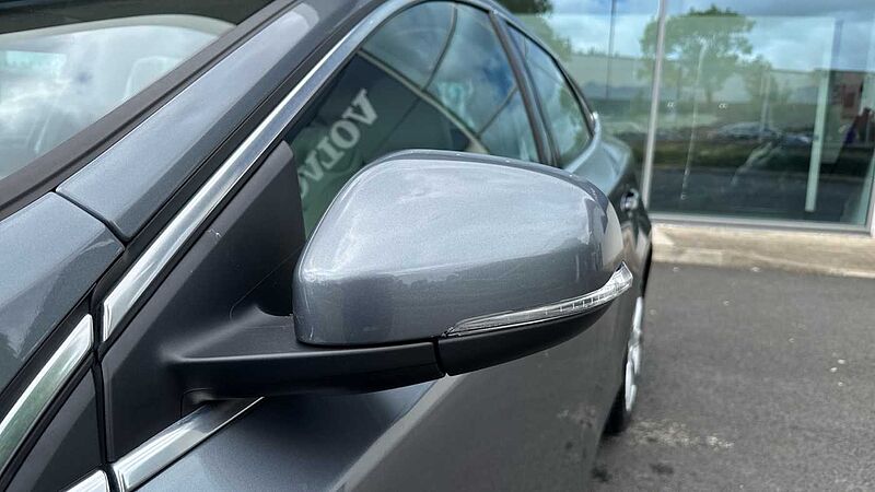 Volvo V40 T3 Inscription Automatic