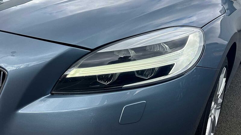 Volvo V40 T3 Inscription Automatic