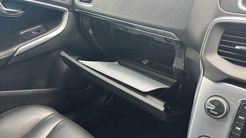 Volvo V40 T3 Inscription Automatic