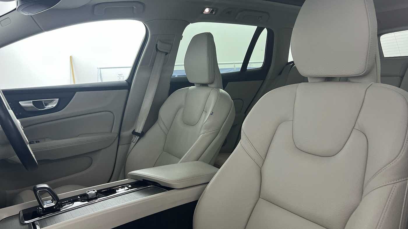 Volvo V60 Cross Country Country, B5 AWD mild hybrid
