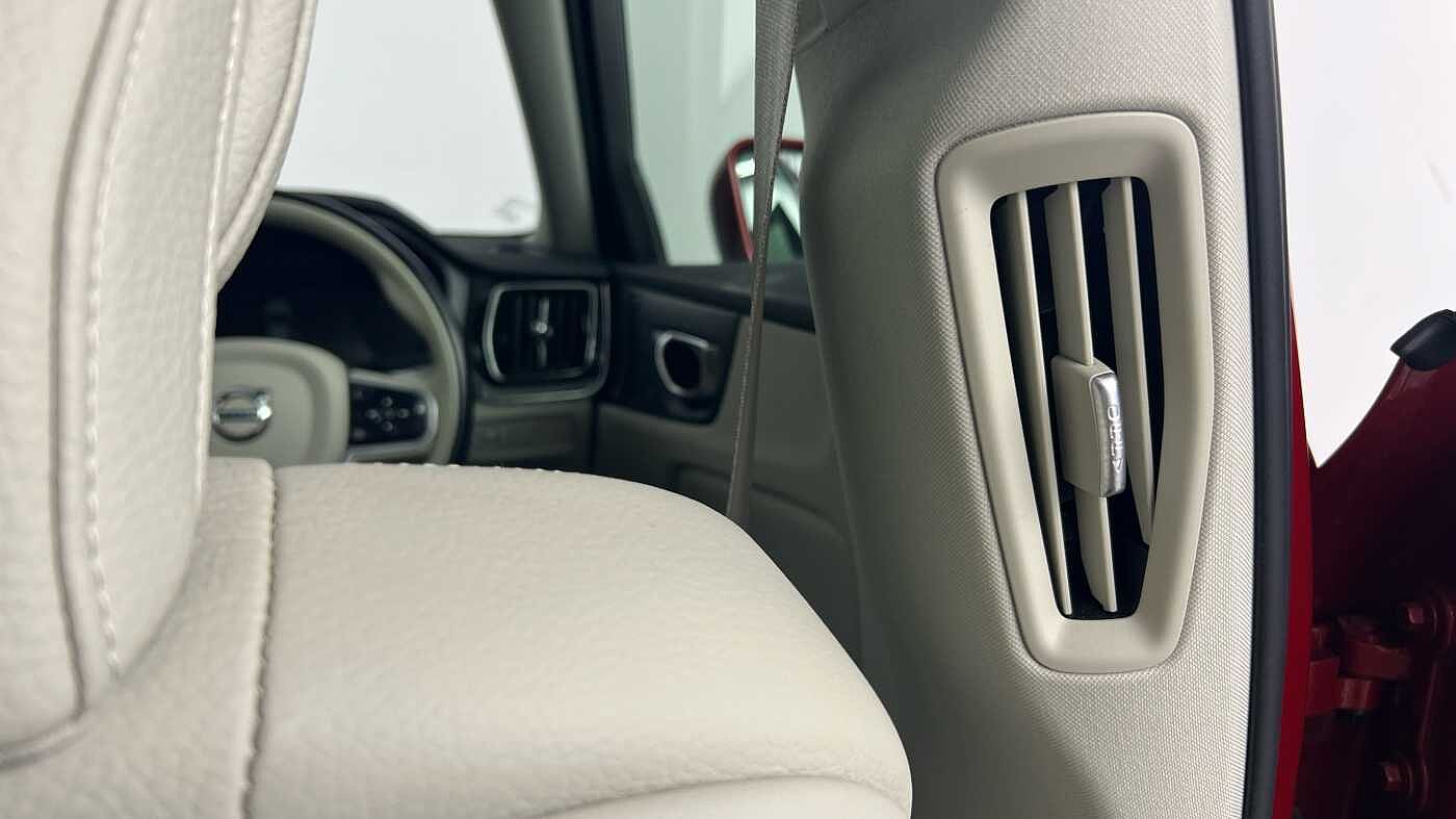 Volvo V60 Cross Country Country, B5 AWD mild hybrid