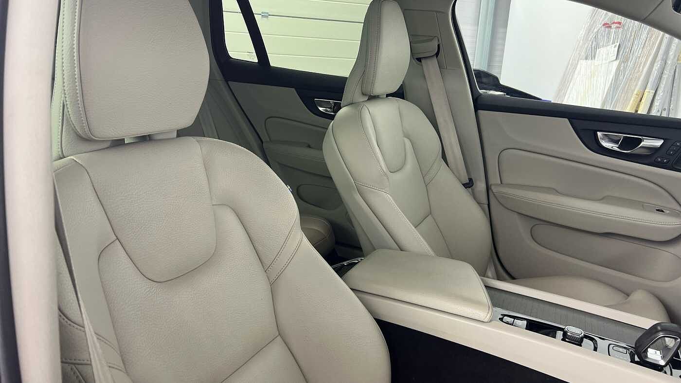 Volvo V60 Cross Country Country, B5 AWD mild hybrid