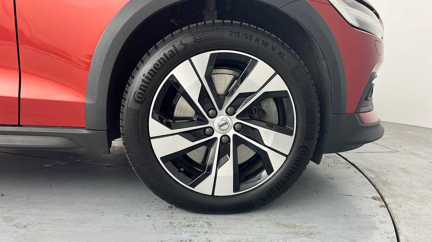 Volvo V60 Cross Country Country, B5 AWD mild hybrid