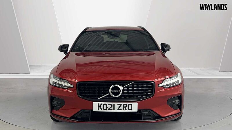 Volvo V60 R-Design, B6 AWD mild hybrid (Towbar, Heated Screen, Memory Seats)