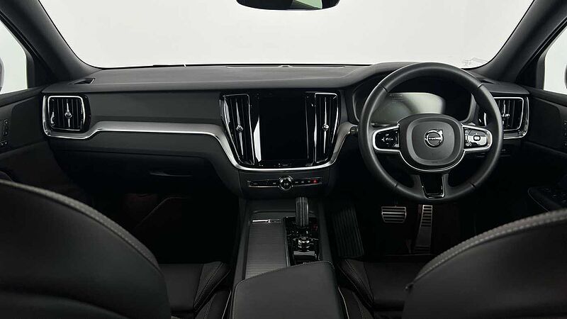 Volvo V60 R-Design, B6 AWD mild hybrid (Towbar, Heated Screen, Memory Seats)