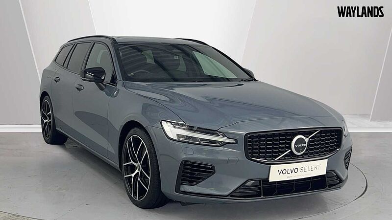 Volvo V60 Recharge Ultimate, T8 AWD plug-in hybrid, Electric/Petrol, Dark