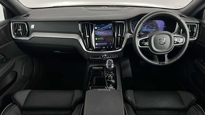 Volvo V60 Recharge Ultimate, T8 AWD plug-in hybrid, Electric/Petrol, Dark