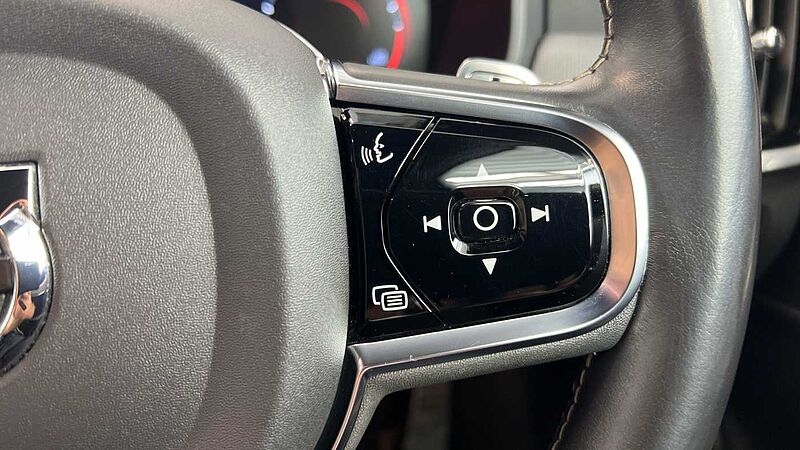 Volvo S90 T4 R-Design Plus Automatic (HUD , Adaptive Cruise Control)
