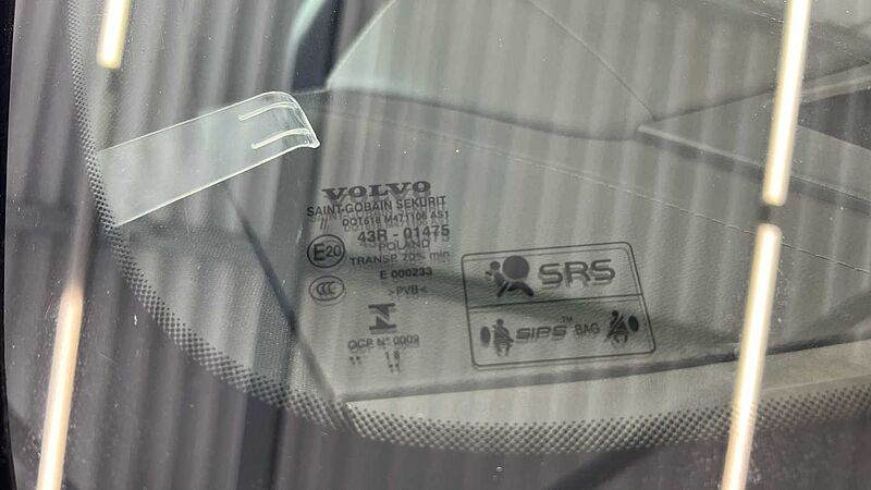 Volvo S90 T4 R-Design Plus Automatic (HUD , Adaptive Cruise Control)