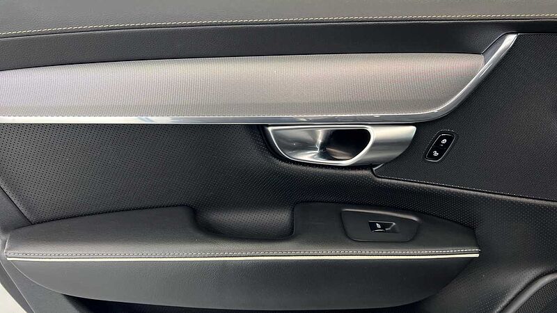 Volvo S90 T4 R-Design Plus Automatic (HUD , Adaptive Cruise Control)