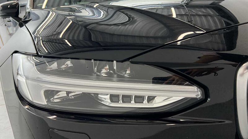 Volvo S90 T4 R-Design Plus Automatic (HUD , Adaptive Cruise Control)