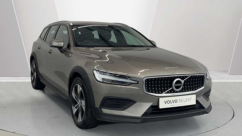 Volvo V60 Cross Country Country, B5 AWD mild hybrid (Rear Parking Camera, Heated Seats)