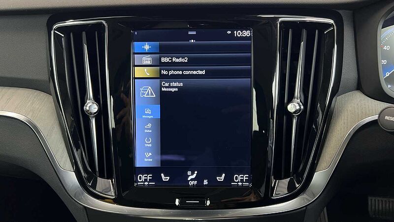 Volvo V60 Cross Country Country, B5 AWD mild hybrid (Rear Parking Camera, Heated Seats)