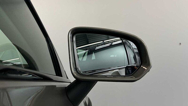 Volvo V60 Cross Country Country, B5 AWD mild hybrid (Rear Parking Camera, Heated Seats)