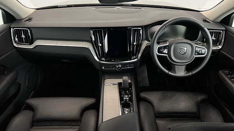 Volvo V60 Cross Country Country, B5 AWD mild hybrid (Rear Parking Camera, Heated Seats)