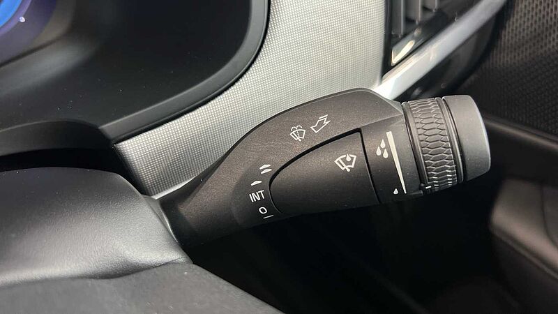 Volvo S90 Recharge Plus, T8 AWD plug-in hybrid, Electric/Petrol, Dark