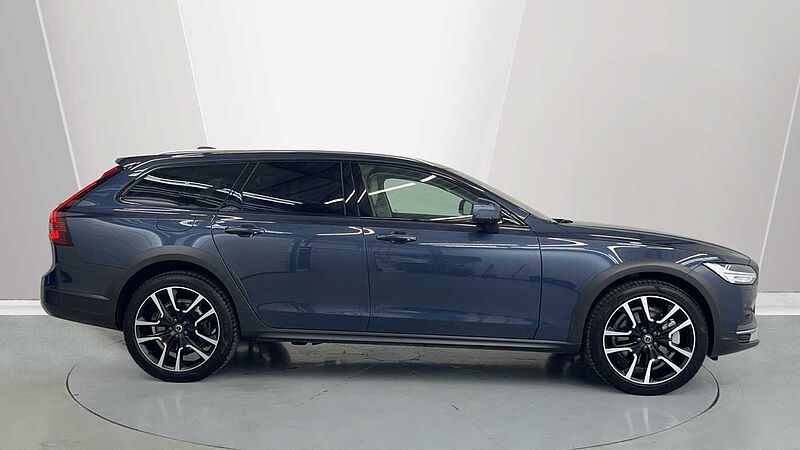 Volvo V90 Cross Country Ultimate, B6 AWD Mild hybrid, Petrol, Bright