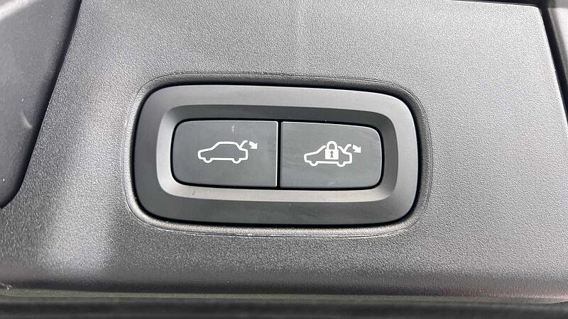 Volvo V90 Cross Country Ultimate, B6 AWD Mild hybrid, Petrol, Bright