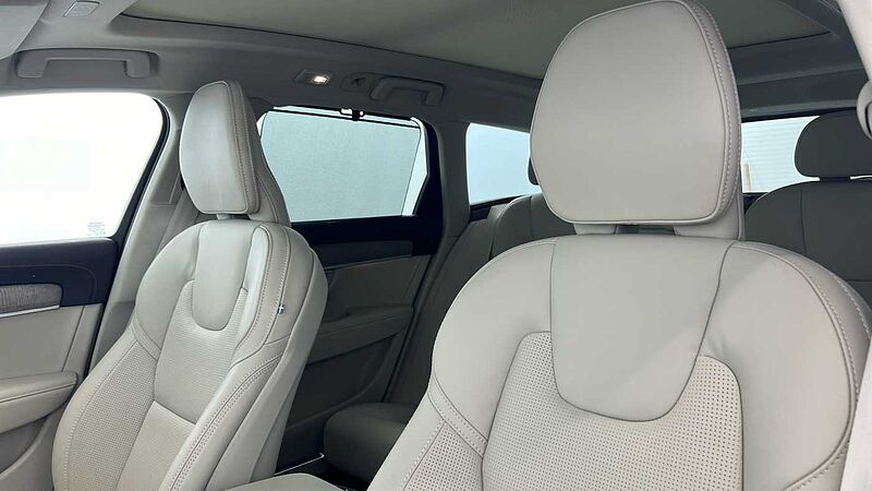 Volvo V90 Cross Country Ultimate, B6 AWD Mild hybrid, Petrol, Bright