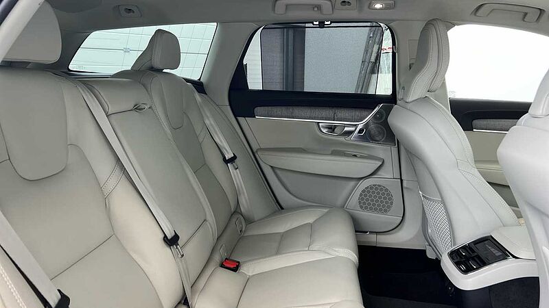 Volvo V90 Cross Country Ultimate, B6 AWD Mild hybrid, Petrol, Bright