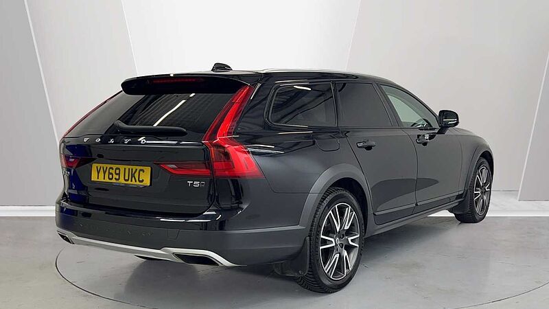 Volvo V90 Cross Country T5 AWD Plus Automatic (Heated Front Seats, Pilot Assist)