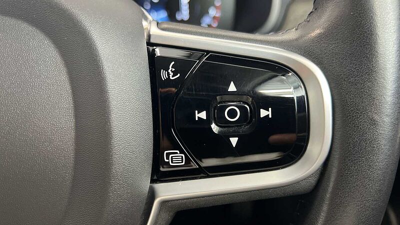 Volvo V90 Cross Country T5 AWD Plus Automatic (Heated Front Seats, Pilot Assist)