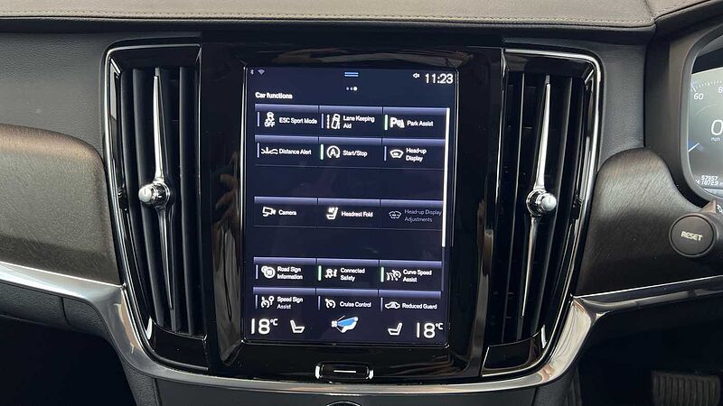 Volvo V90 Cross Country T5 AWD Plus Automatic (Heated Front Seats, Pilot Assist)