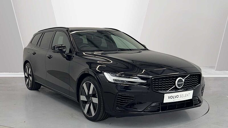 Volvo V60 Ultra, T8 AWD Plug-in hybrid, Electric/Petrol, Dark (Panoramic Roof, BLIS)