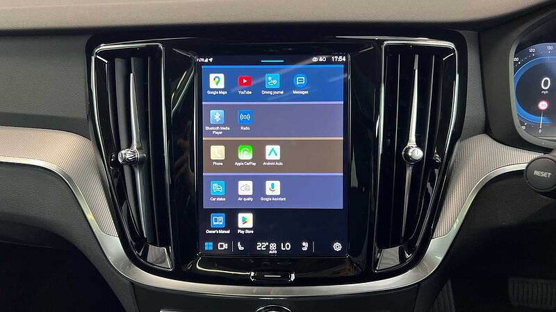 Volvo V60 Ultra, T8 AWD Plug-in hybrid, Electric/Petrol, Dark (Panoramic Roof, BLIS)