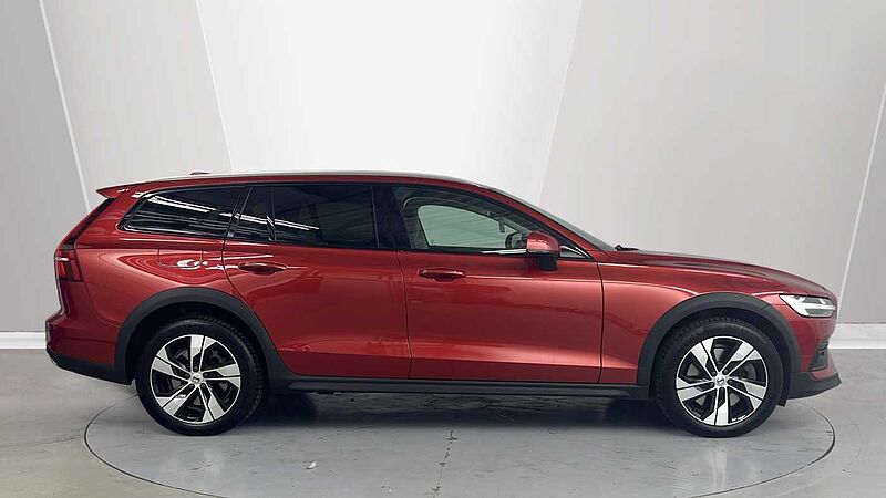 Volvo V60 Cross Country Country, B5 AWD mild hybrid