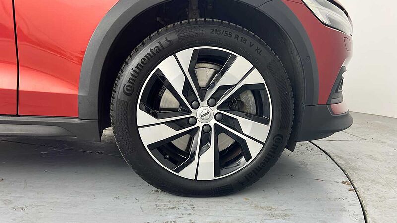 Volvo V60 Cross Country Country, B5 AWD mild hybrid