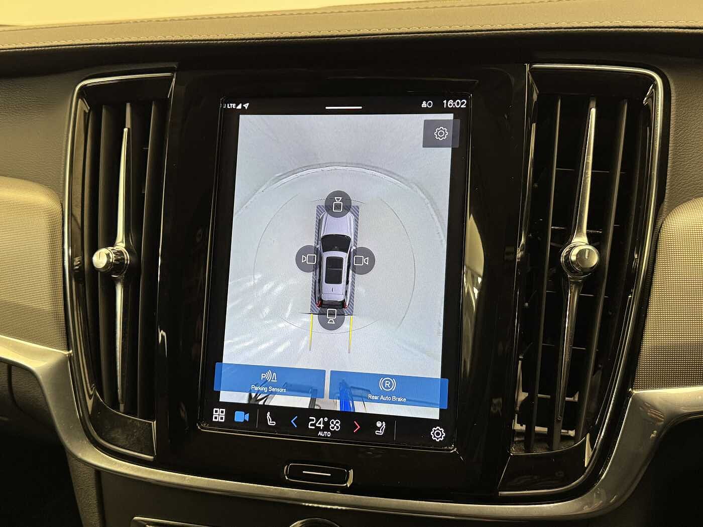 Volvo V90 Cross Country Plus, B5 AWD mild hybrid, Petrol