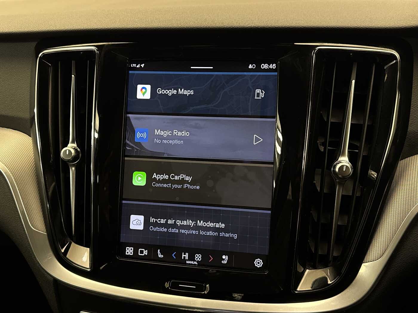 Volvo S60 Plus, B5 mild hybrid, Petrol, Dark