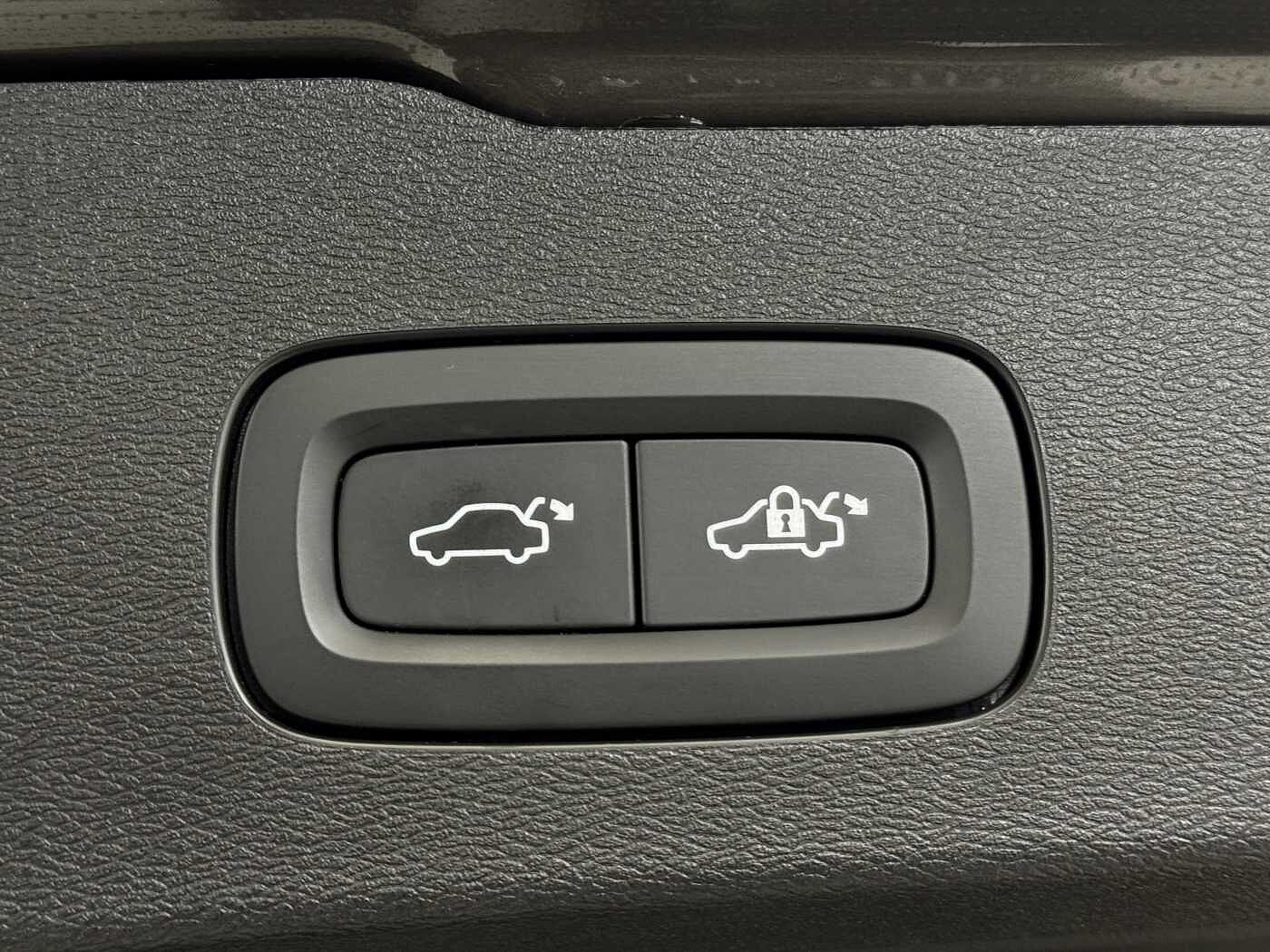 Volvo V60 Cross Country Country, B5 AWD mild hybrid