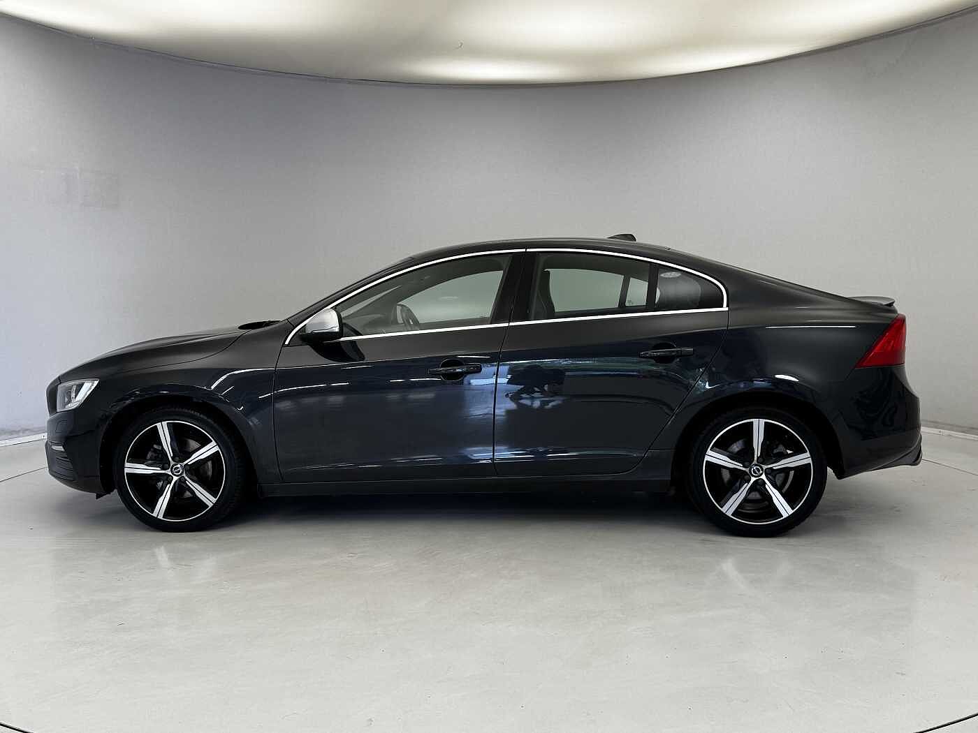Volvo S60 D4 R-Design Nav Manual