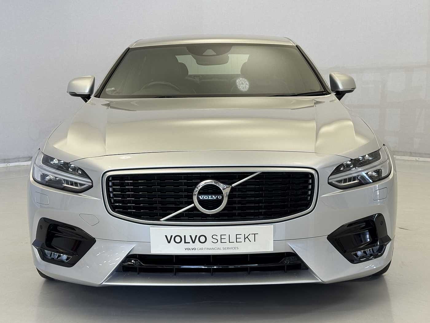 Volvo S90 D4 R-Design Automatic