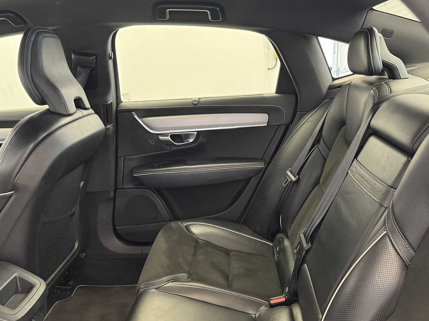 Volvo S90 D4 R-Design Automatic