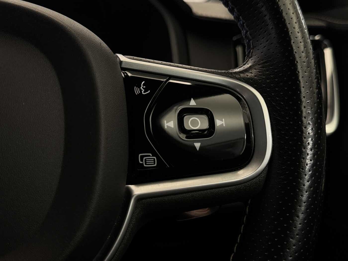 Volvo S90 D4 R-Design Automatic