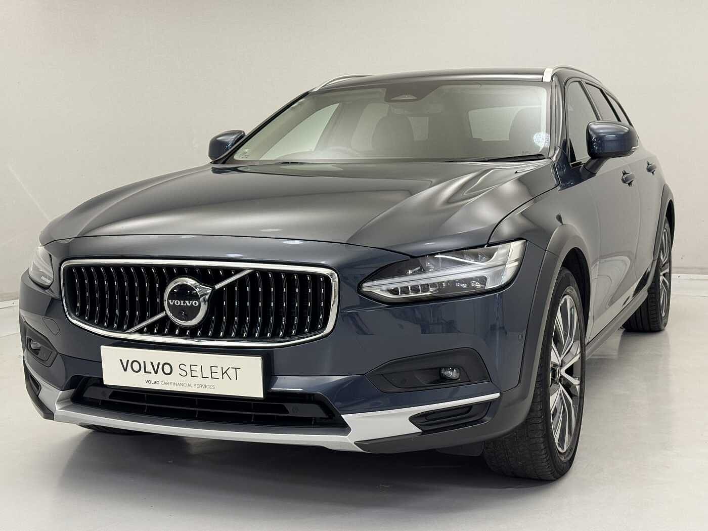 Volvo V90 Cross Country Plus, B5 AWD mild hybrid, Diesel
