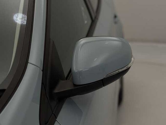 Volvo V40 T2 Momentum Manual