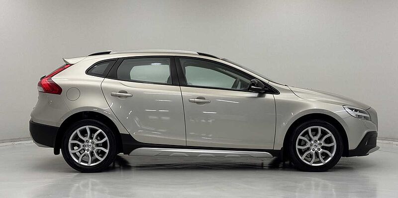Volvo V40 Cross Country T3 Pro Manual