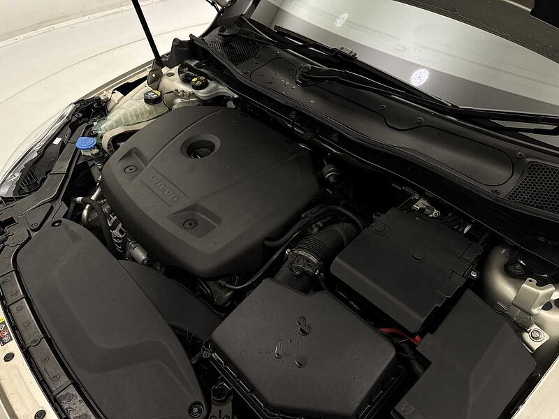 Volvo V40 Cross Country T3 Pro Manual