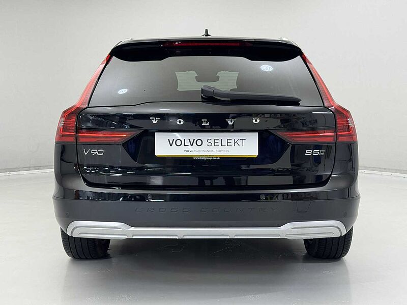 Volvo V90 Cross Country Plus, B5 AWD mild hybrid, Petrol