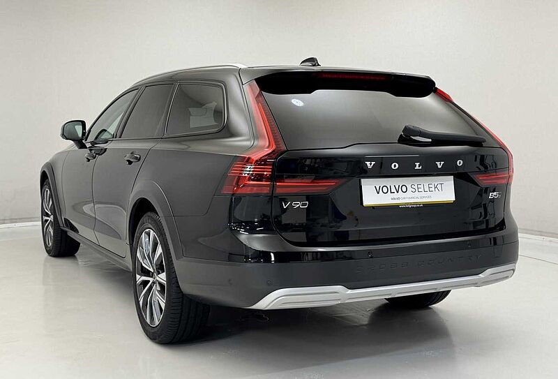 Volvo V90 Cross Country Plus, B5 AWD mild hybrid, Petrol