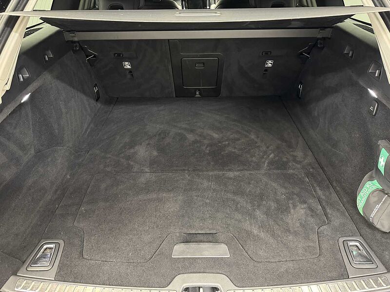 Volvo V90 Cross Country Plus, B5 AWD mild hybrid, Petrol