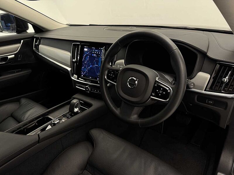 Volvo V90 Cross Country Plus, B5 AWD mild hybrid, Petrol