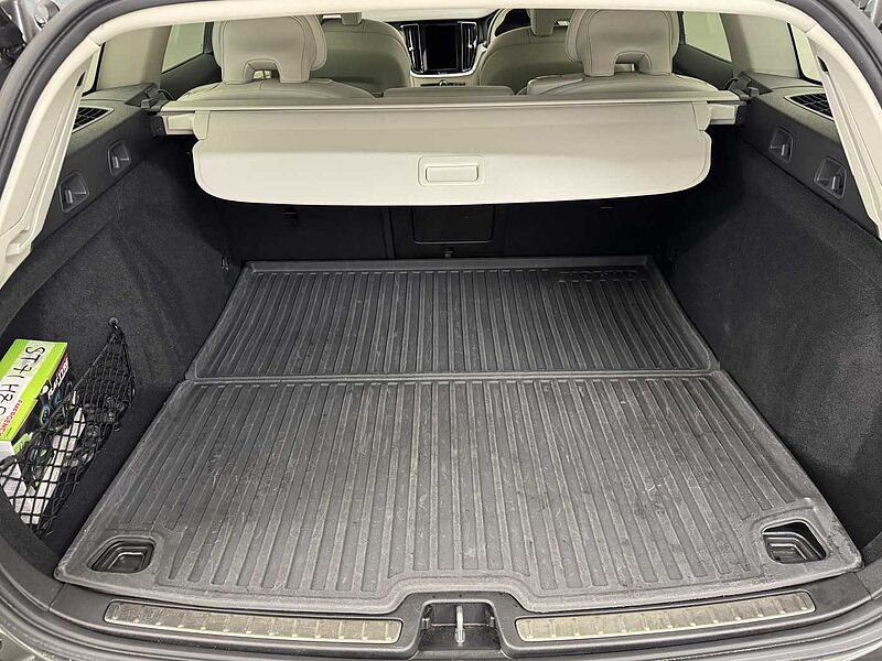 Volvo V60 Cross Country Country, B5 AWD mild hybrid