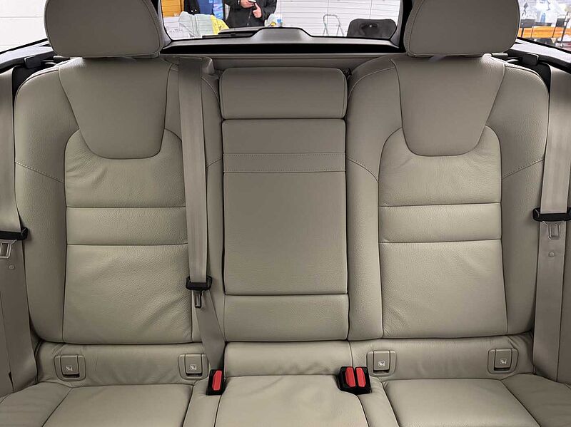 Volvo V60 Cross Country Country, B5 AWD mild hybrid