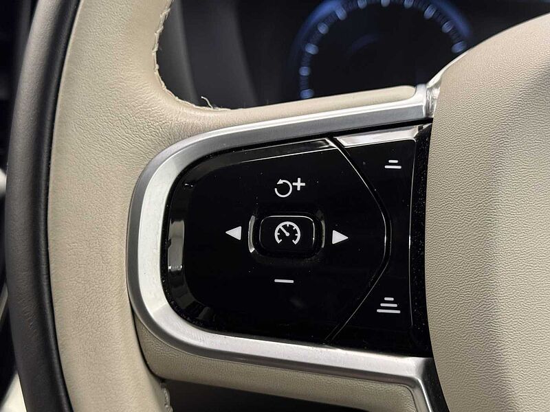 Volvo V60 Cross Country Country, B5 AWD mild hybrid