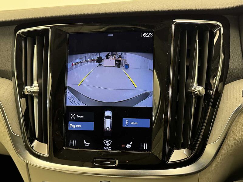 Volvo V60 Cross Country Country, B5 AWD mild hybrid